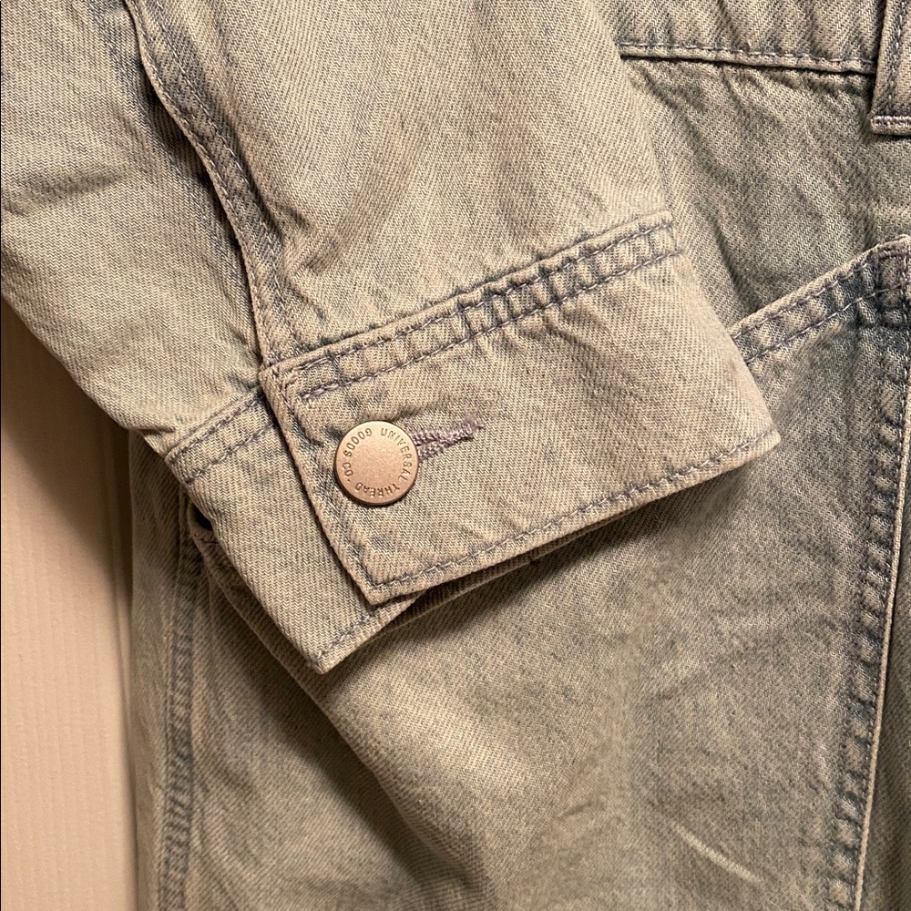 Universal Thread Light Wash Long-Sleeve Jumpsuit…size 17 - Picture 3 of 7